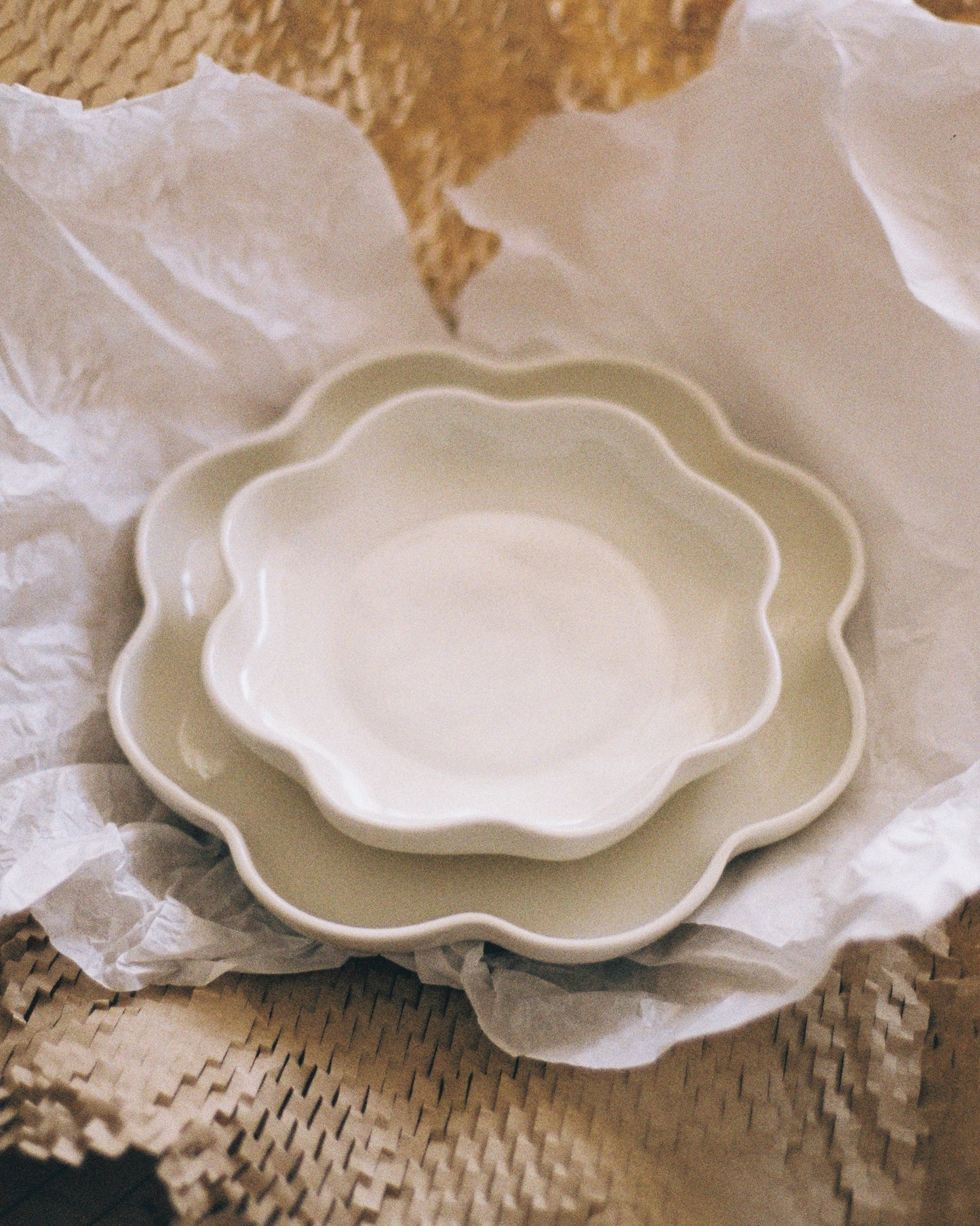 Flor Porcelain Plate White